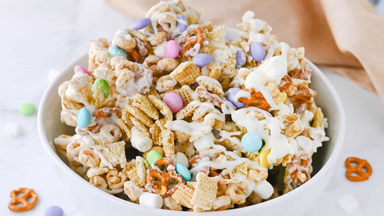 Easter Bunny Bait Snack Mix