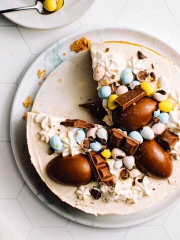 Easter Egg Cheesecake