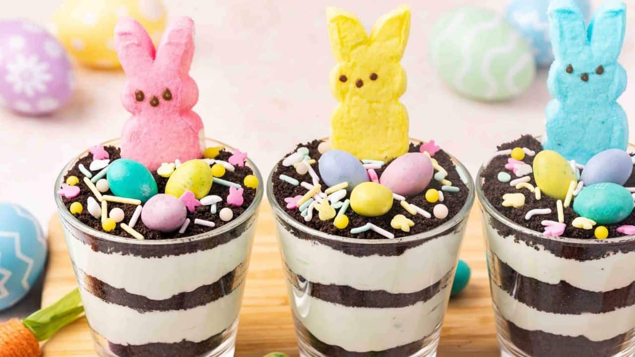 Easter Pistachio Pudding Dirt Cups With Oreos And Peeps