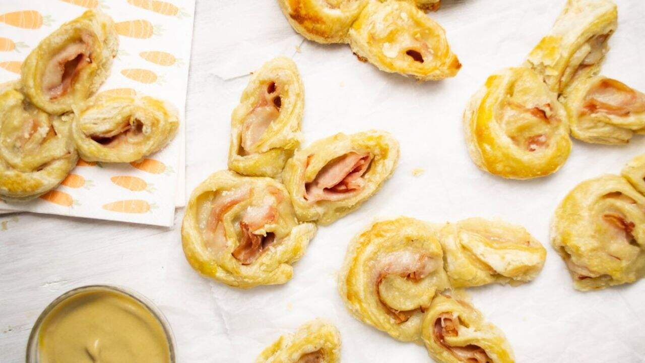 Easter bunny rolls