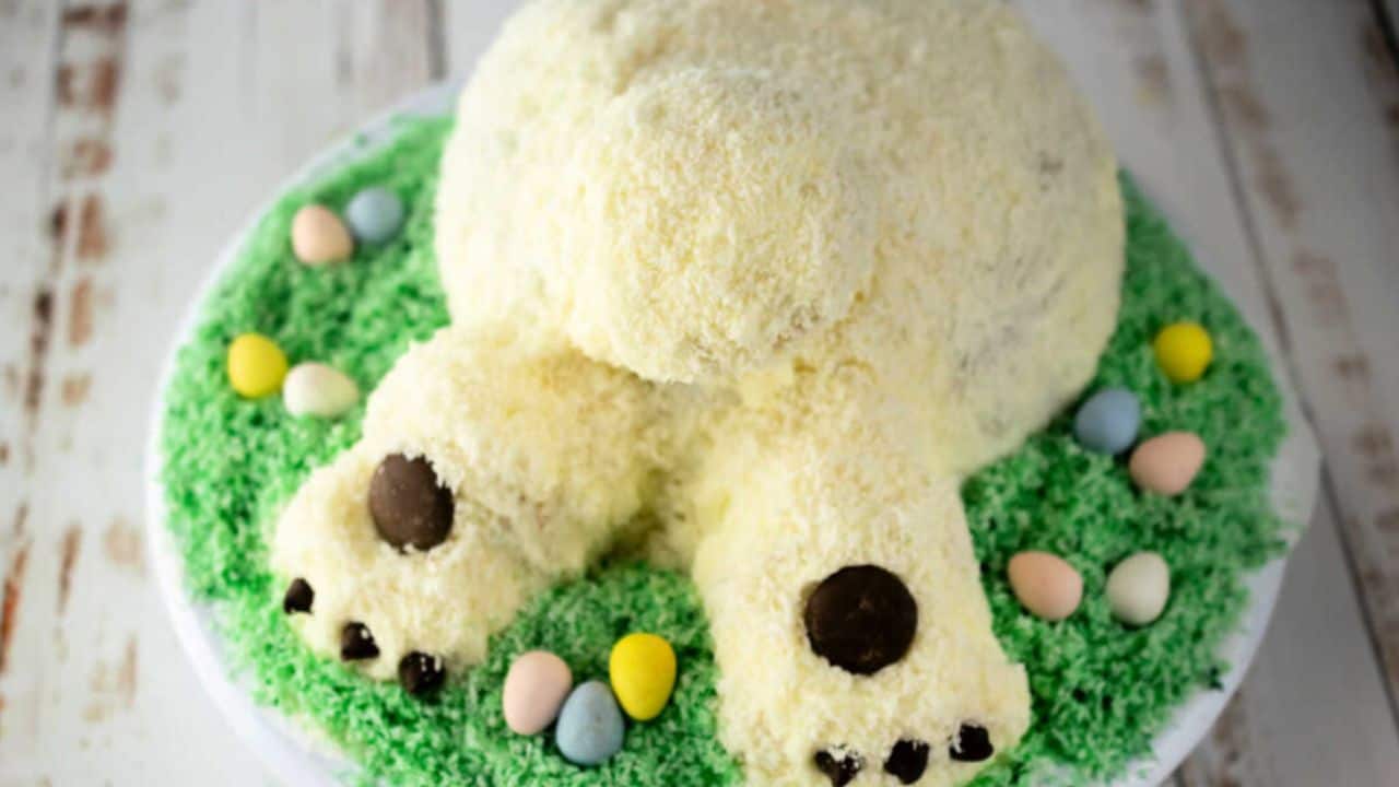 Funny Easter Bunny Cake