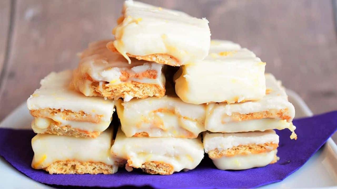 Graham Wafer Lemon Bars