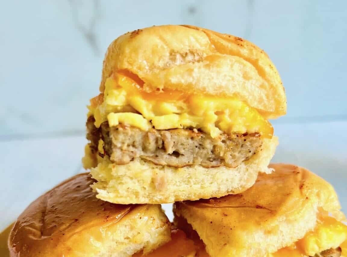 Hawaiian Roll Breakfast Sliders