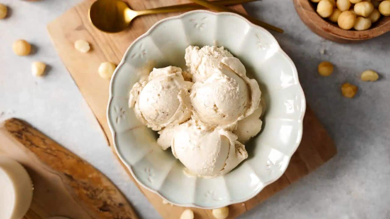 Macadamia Nut Ice Cream