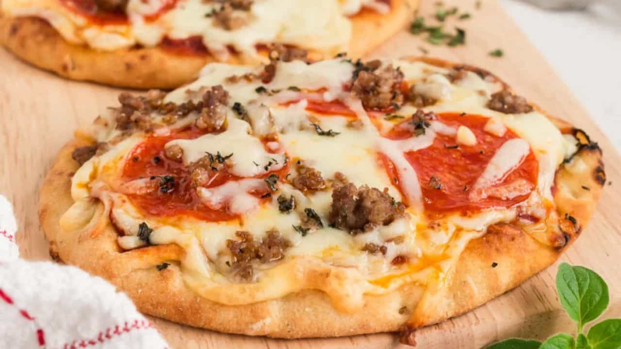 Naan Flatbread Pizza