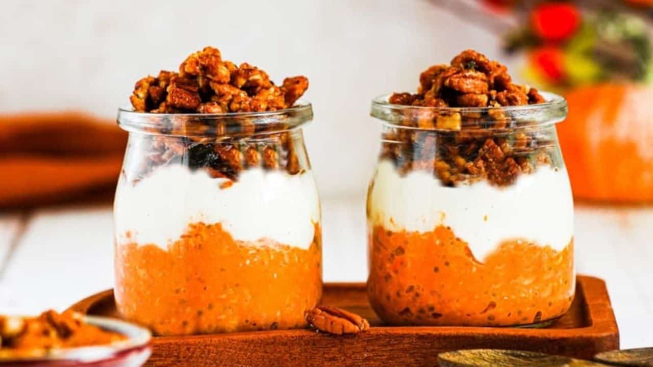 Pumpkin Pie Overnight Oats With Caramelized Pecans