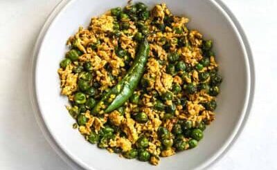 Scrambled Eggs With Peas