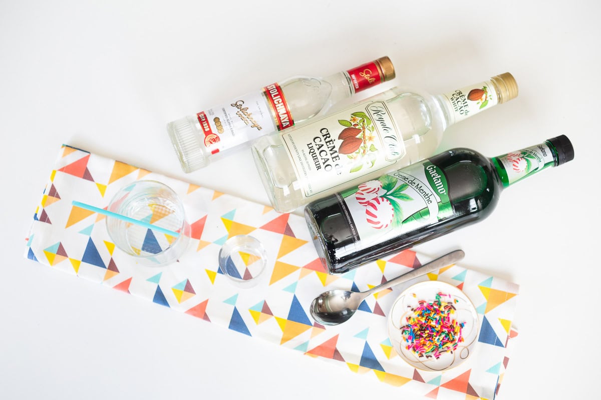 Skinny_Grasshopper_Cocktail_Ingredients