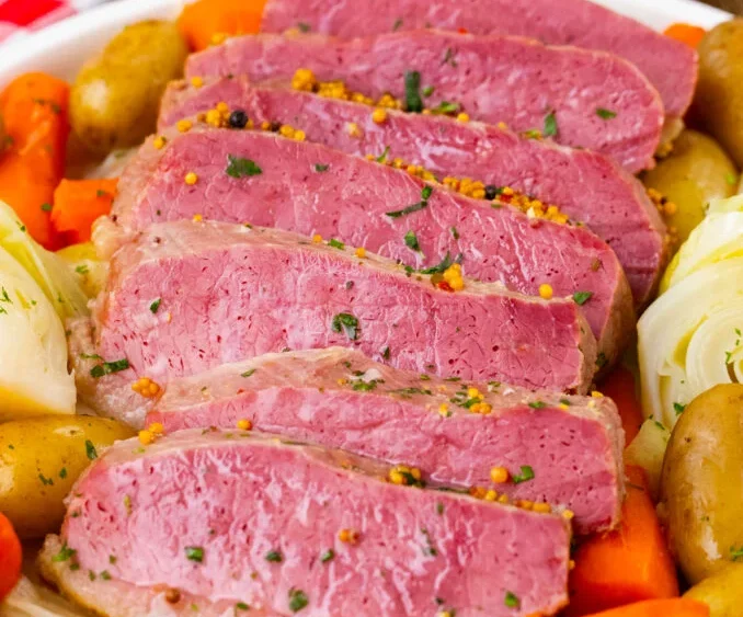 Slow Cooker Corned Beef with Cabbage