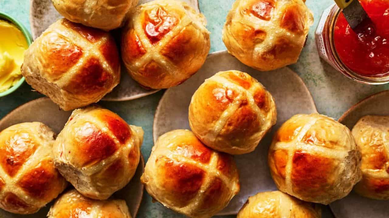 Sourdough Discard Hot Cross Buns