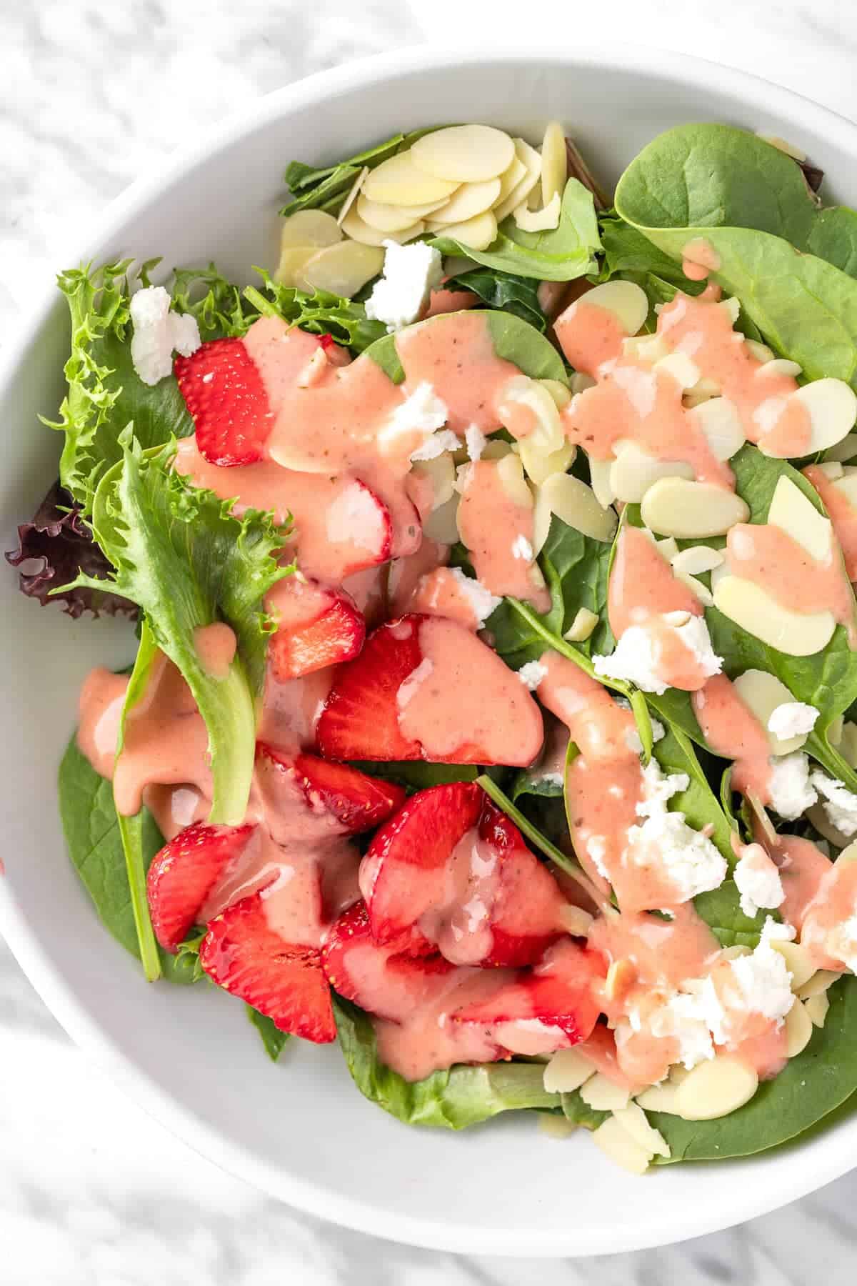 Strawberry Spinach Salad with Almonds
