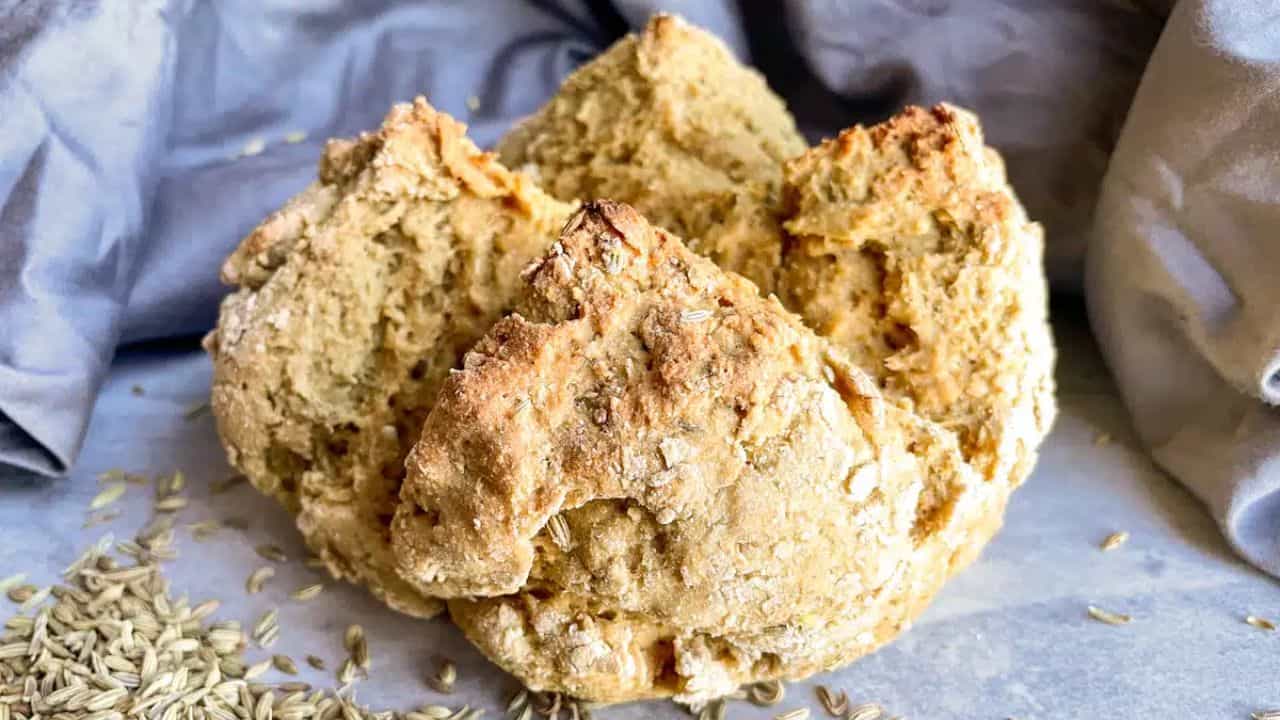 Whole Wheat Irish Soda Bread with Fennel Seeds
