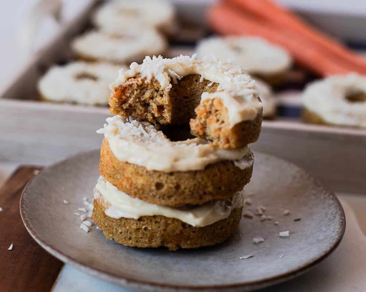 Baked-Carrot-Cake-Donuts.