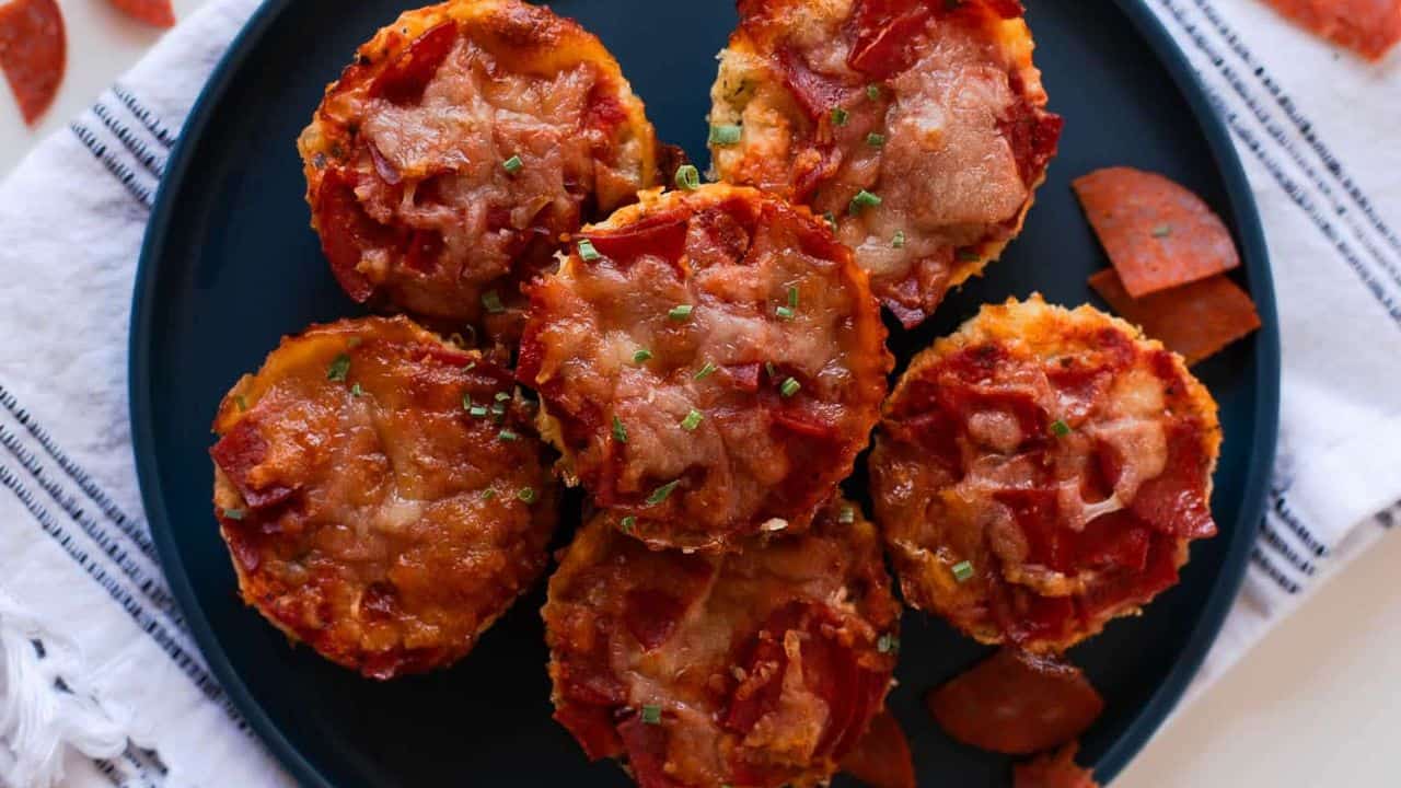 Cauliflower Pizza Muffins