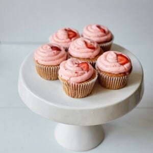Strawberry Churro Cupcakes